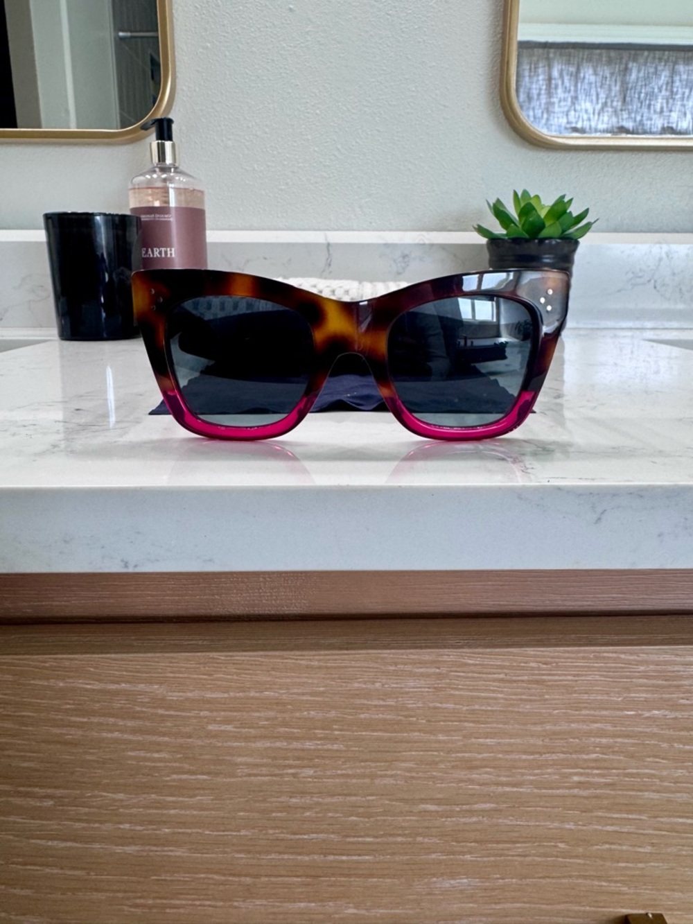 Céline Cat Eye Sunglasses - Picture 2 of 6